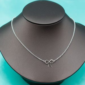 Necklace Bow
