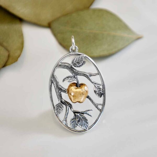 Guldäpplet silverhänge